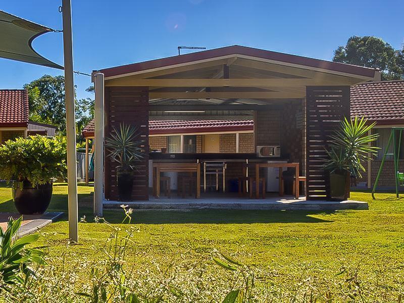 Yamba Motor Inn Exterior foto